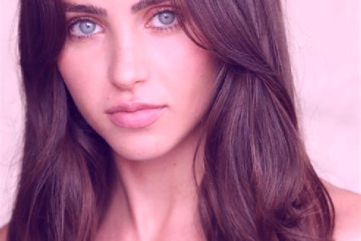 Ruby, 33, a brunette brown-eyed latina companion based in Sant Angelo in Formis. Offering Duos, A-Level, CIM. Available for incall and outcall, day and eveni...