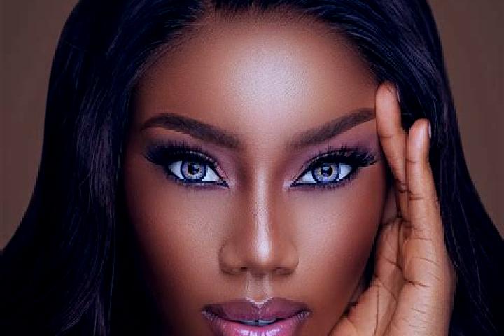 Ruby, 33, a chestnut blue-eyed ebony companion based in Romeno. Offering 69, Couples, Duos, Prostate Massage. Available for incall and outcall, overnight boo...