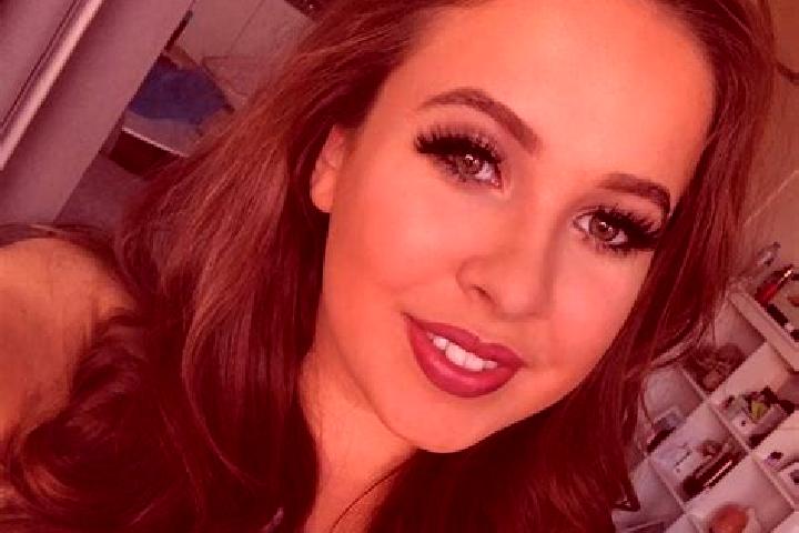 Ruby, 33, a dark blonde amber-eyed caribbean companion based in Shearwater. Offering BDSM, CIM, Striptease. Available for incall and outcall, overnight booki...