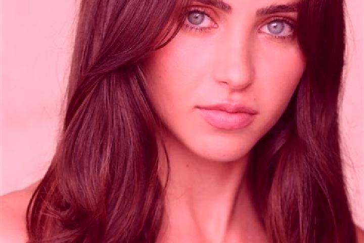Ruby, 33, a red brown-eyed slavic companion based in Juli. Offering Duos, Deep French Kissing, Couples. Available for incall and outcall, day and evening dates.