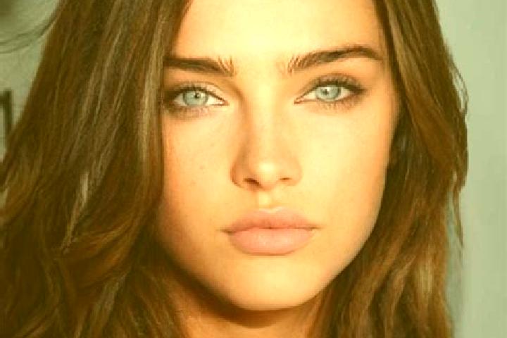Ruby, 33, a red brown-eyed slavic companion based in Sao Joao do Oriente. Offering BDSM, Girlfriend Experience, Striptease, Duos, Domination. Available for i...