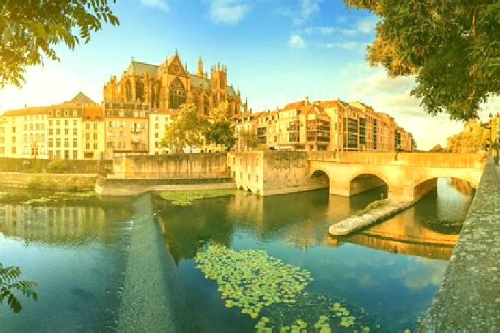Ruby, 33 — Escort in Pont-de-Metz, France