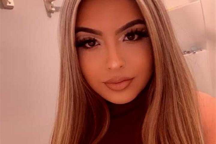 Ruby, 34, a blonde hazel-eyed latina companion based in Bolt. Offering Domination, Duos, Overnight, Striptease. Available for incall and outcall, day and eve...