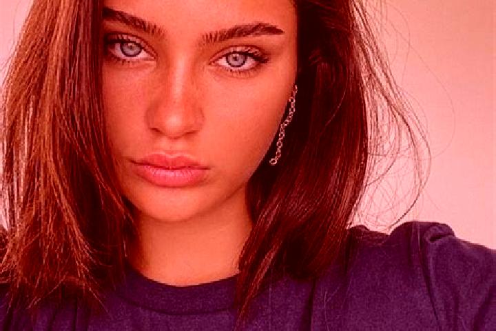 Ruby, 34, a brunette dark-eyed latina companion based in Somaggia. Offering BDSM, Duos, Travel Companion, Fetish, Erotic Massage. Available for incall and ou...