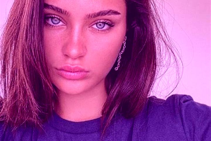 Ruby, 34, a brunette grey-eyed european companion based in Caucana-Finaiti-Casuzze-Finaiti N.. Offering Prostate Massage, Overnight, Party Girl. Available fo...