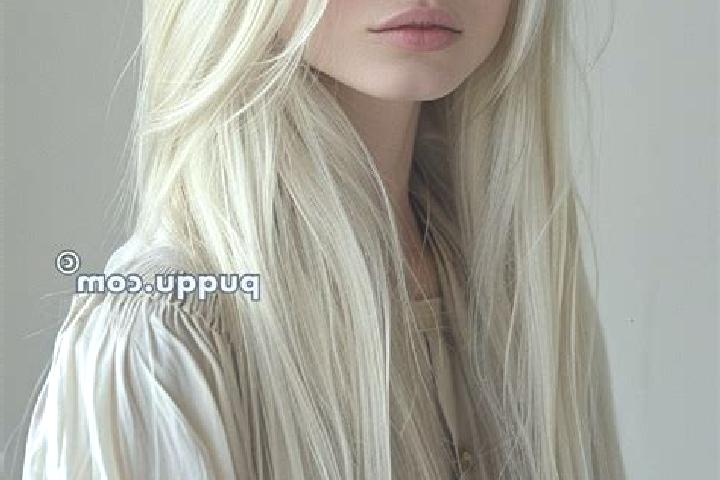 Ruby, 34, a platinum blonde blue-eyed latina companion based in Las Palmas de Gran Canaria. Offering Dinner Date, Erotic Massage, Prostate Massage, GFE. Avai...