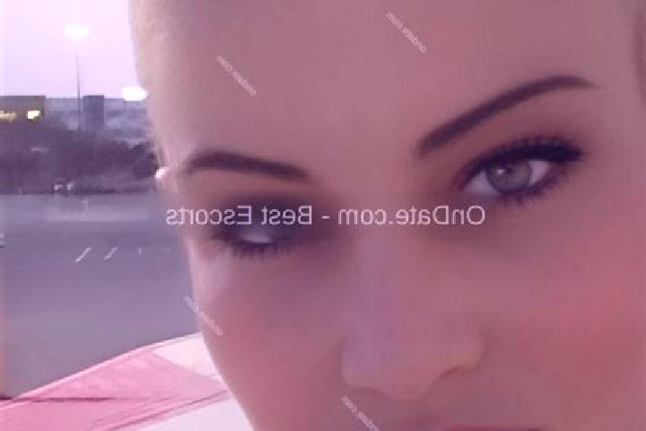 Ruby, 34 — Escort in Lookingglass, United States