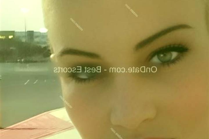Ruby, 34 — Escort in Tyrone, United States