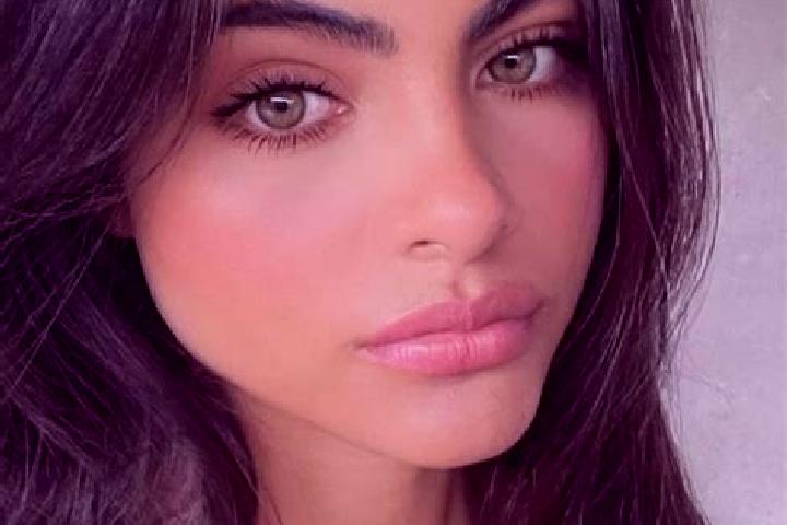 Ruby, 35, a black dark-eyed indian companion based in Pavona. Offering Duos, Travel Companion. Available for incall and outcall, day and evening dates.