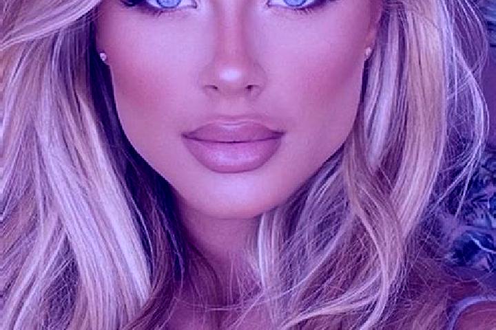 Ruby, 35, a red blue-eyed latina companion based in Micanopy. Offering Dinner Date, Party Girl, BDSM, Couples, Striptease. Available for incall and outcall, ...