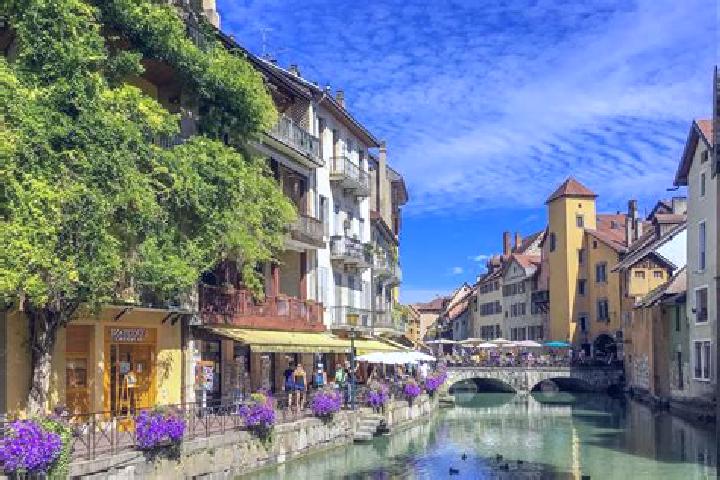 Ruby, 35 — Escort in Dampmart, France