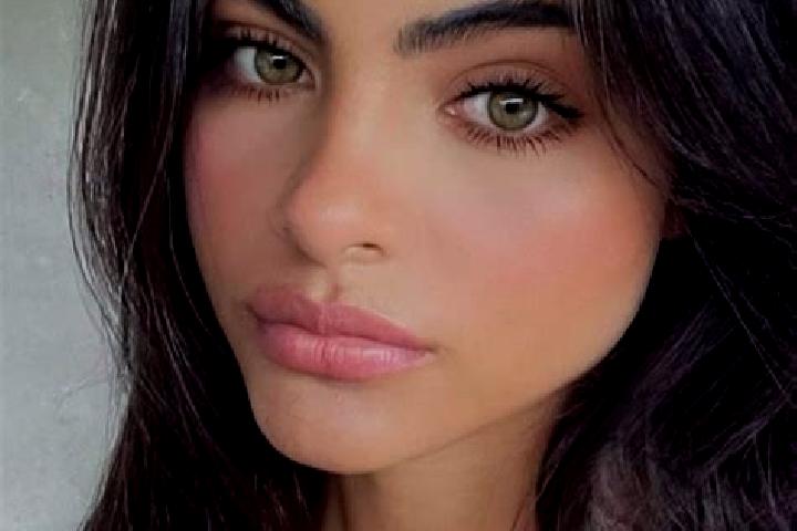 Ruby, 36, a brunette dark-eyed ebony companion based in Fritsla. Offering Deep French Kissing, OWO, Massage. Available for incall and outcall, day and evenin...