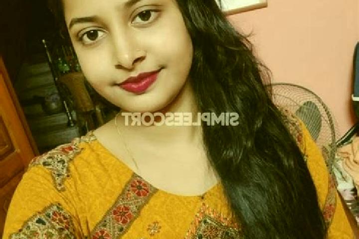 Ruby, 36 — Escort in Makrana, India
