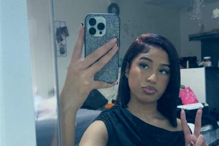 Ruby, 37, a auburn dark-eyed caribbean companion based in Marburg an der Lahn. Offering Party Girl, Deep French Kissing, Roleplay, Dinner Date. Available for...
