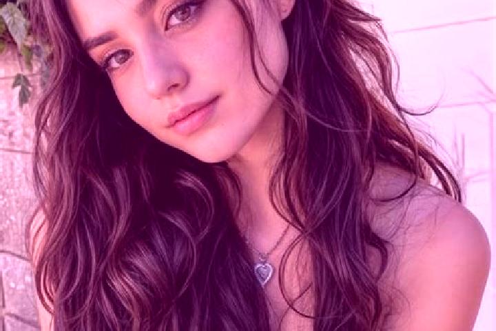 Ruby, 37, a black hazel-eyed middle eastern companion based in Sanchonuno. Offering Roleplay, GFE, Girlfriend Experience. Available for incall and outcall, d...