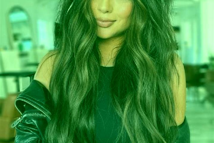Ruby, 37, a brunette dark-eyed caucasian companion based in Yacoeoua. Offering Party Girl, Striptease, Prostate Massage, Dinner Date, Overnight. Available fo...