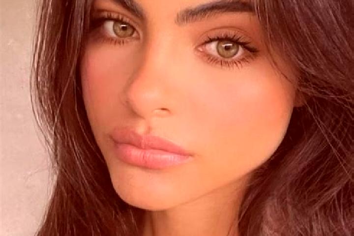 Ruby, 37, a brunette dark-eyed middle eastern companion based in Sariego. Offering BDSM, Prostate Massage, Roleplay, Striptease. Available for incall and out...