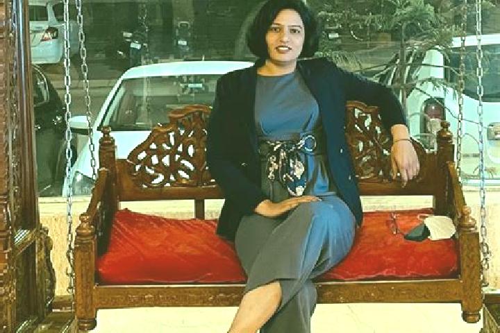 Ruby, 37 — Escort in Jangra, China