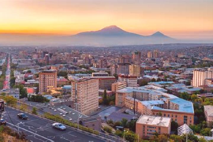 Ruby, 37 — Escort in Jrarbi, Armenia