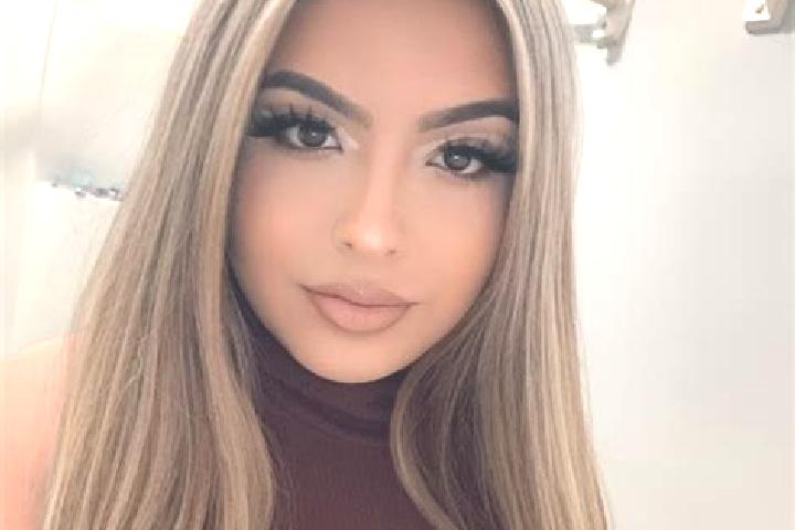Ruby, 38, a blonde amber-eyed latina companion based in Ravenswood. Offering Domination, 69, Party Girl. Available for incall and outcall, day and evening da...