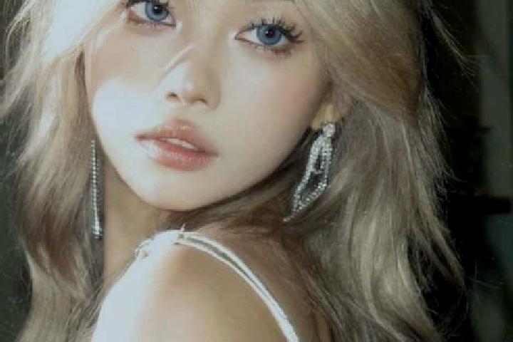 Ruby, 38, a blonde blue-eyed asian companion based in Al Matar al Atiq. Offering Prostate Massage, Dinner Date, Domination, Erotic Massage. Available for inc...