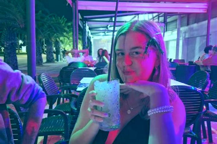 Ruby, 38 — Escort in Irura, Spain