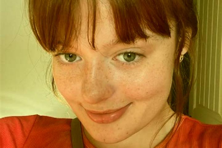 Ruby, 39, a red grey-eyed caucasian companion based in Silchester. Offering A-Level, Dinner Date, 69, Tantra. Available for incall and outcall, day and eveni...