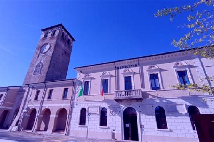 Ruby, 39 — Escort in Casalromano, Italy