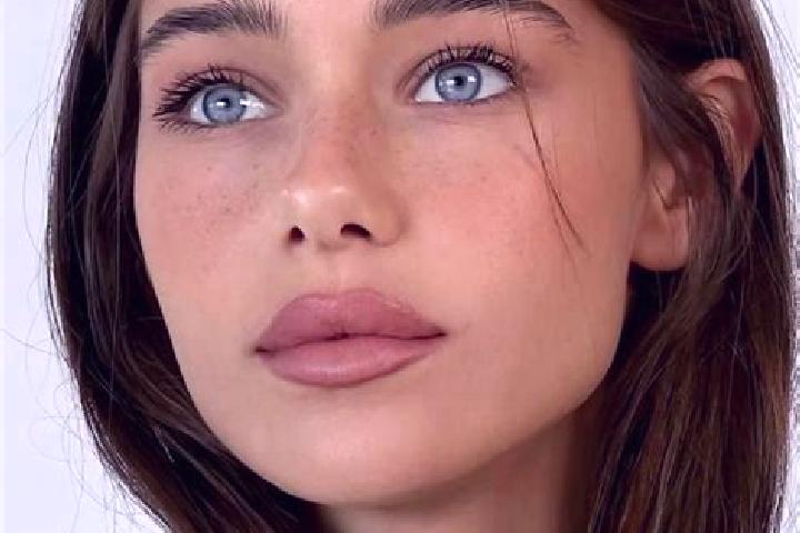 Sadie, 20, a brunette grey-eyed mixed companion based in Kaoh Samraong. Offering Deep French Kissing, Couples, Striptease, Girlfriend Experience, Massage. Av...