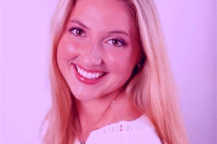 Sadie, 20 — Escort in Bird Island, United States