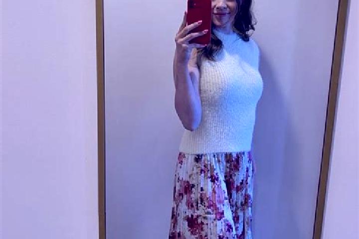 Sadie, 20 — Escort in Mihaliccik, Turkey