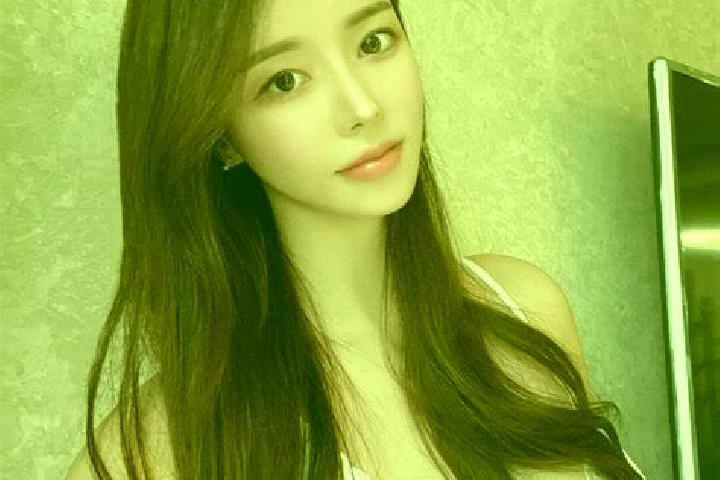 Sadie, 20 — Escort in Yinkeng, China