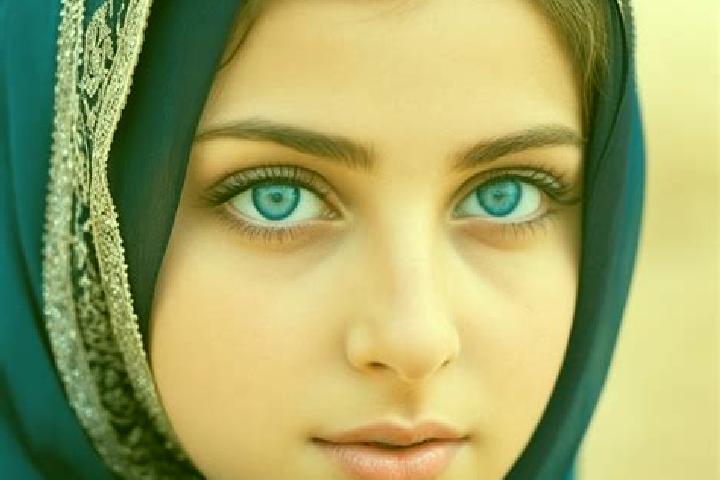 Sadie, 21, a blonde dark-eyed middle eastern companion based in Triunfo Agrarista. Offering Dinner Date, Girlfriend Experience, Erotic Massage, A-Level. Avai...