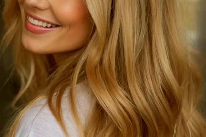 Sadie, 21, a blonde hazel-eyed caribbean companion based in Zverinogolovskoye. Offering Striptease, A-Level. Available for incall and outcall, day and evenin...
