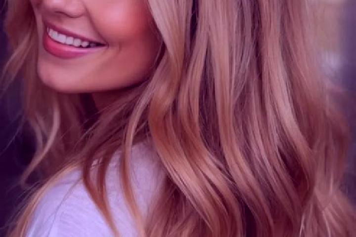 Sadie, 21, a blonde hazel-eyed mediterranean companion based in Klopoduwur. Offering Striptease, Erotic Massage, A-Level, CIM. Available for incall and outca...