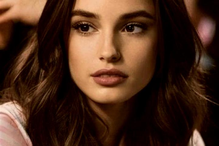 Sadie, 21, a brunette brown-eyed indian companion based in Laurelville. Offering Striptease, Erotic Massage, Girlfriend Experience. Available for incall and ...
