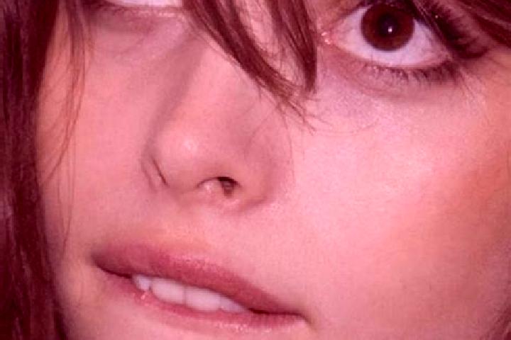 Sadie, 21, a chestnut dark-eyed caucasian companion based in Breg. Offering 69, Fetish, Girlfriend Experience, Roleplay, Tantra. Available for incall and out...