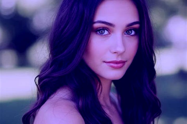 Sadie, 21, a dark blonde hazel-eyed latina companion based in Mirabello. Offering Couples, CIM, Massage. Available for incall and outcall, day and evening da...