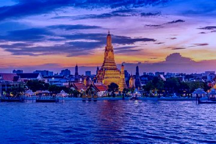 Sadie, 21 — Escort in Moeiwadi, Thailand