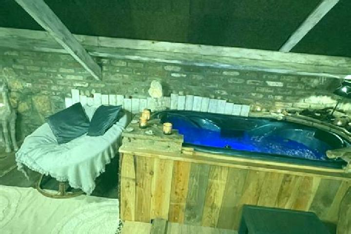 Sadie, 21 — Escort in Mornimont, Belgium