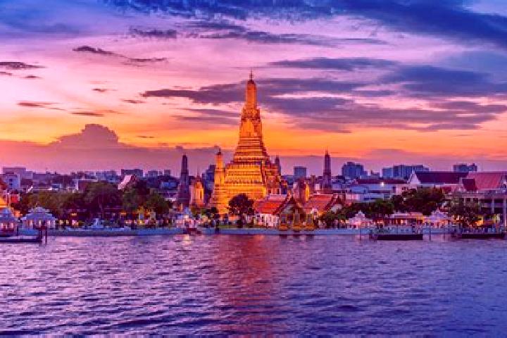 Sadie, 21 — Escort in Yaha, Thailand