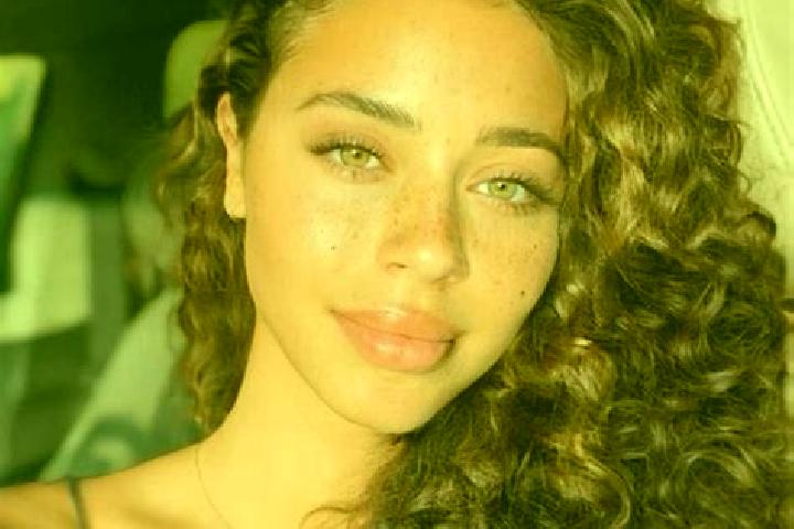 Sadie, 22, a red hazel-eyed latina companion based in Skvortsovo. Offering Fetish, A-Level, Massage, GFE, Travel Companion. Available for incall and outcall,...