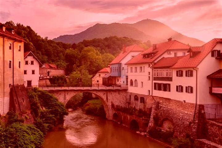 Sadie, 22 — Escort in Divaca, Slovenia