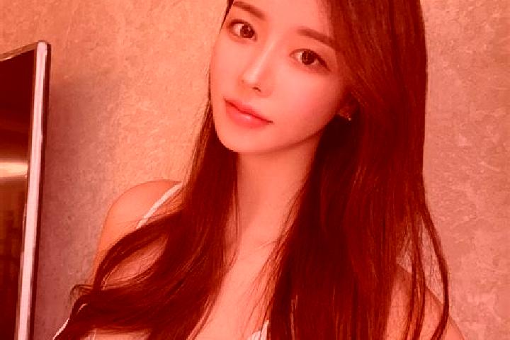 Sadie, 22 — Escort in Marelesu, China