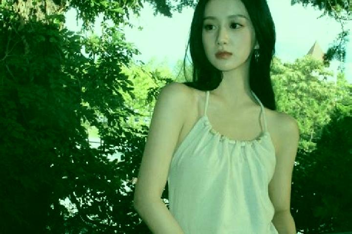 Sadie, 22 — Escort in Shangen, China