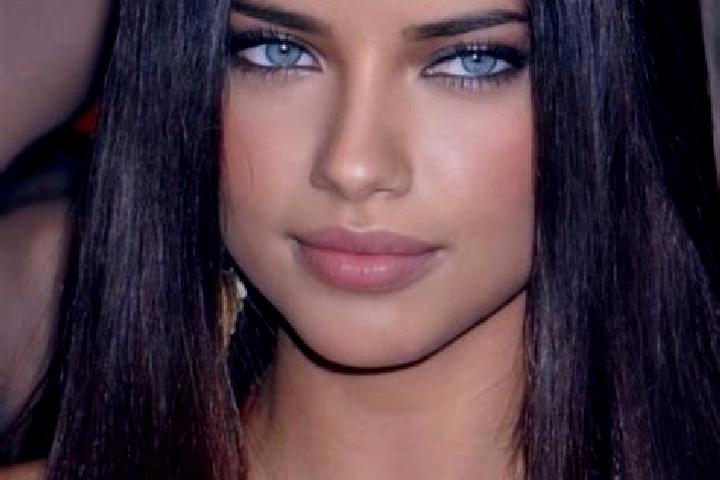 Sadie, 23, a auburn blue-eyed latina companion based in Ejido Loma de Malacota. Offering Fetish, Domination, BDSM, Couples. Available for incall and outcall,...