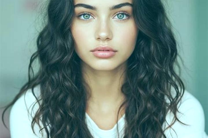 Sadie, 23, a black amber-eyed mediterranean companion based in Schnaittenbach. Offering Party Girl, Dinner Date, Girlfriend Experience, Domination, Massage. ...
