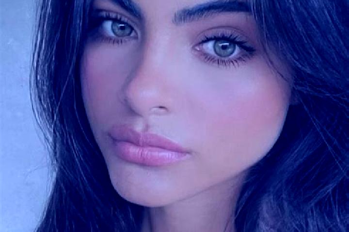 Sadie, 23, a black dark-eyed indian companion based in Vacaville. Offering Domination, Erotic Massage, Tantra. Available for incall and outcall, overnight bo...