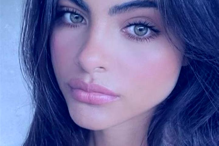 Sadie, 23, a black green-eyed caucasian companion based in Chianocco. Offering Duos, BDSM, Striptease, Travel Companion. Available for incall and outcall, da...