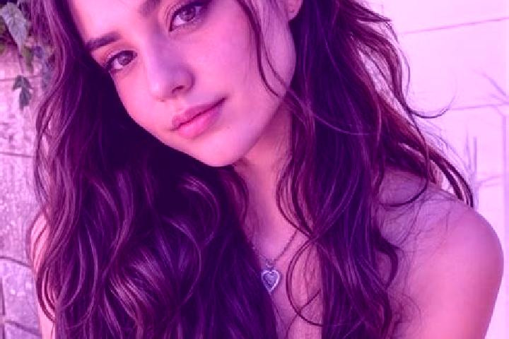 Sadie, 23, a black hazel-eyed slavic companion based in Erandio. Offering Travel Companion, Domination, 69, BDSM. Available for incall and outcall, overnight...
